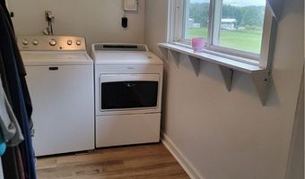 5958 Weaver Rd, Conneaut, OH 44030