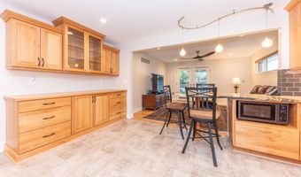 641 Louise Dr, Ann Arbor, MI 48103