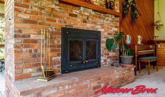 136 McCullough Dr, Cody, WY 82414