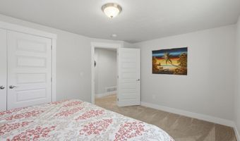 362 S 400 E, Centerville, UT 84014
