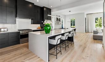 6715 Halcyon Way, Alpharetta, GA 30005