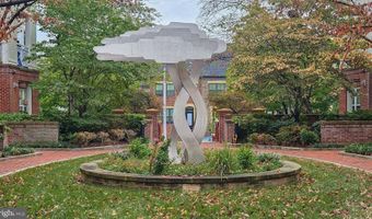 801 S GREENBRIER St 412, Arlington, VA 22204