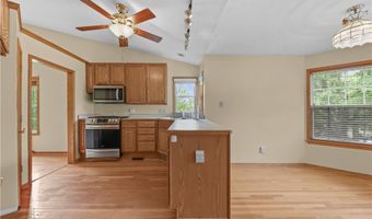 1701 Woods Rd, Akron, OH 44306