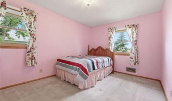 4002 7th Ave, Anoka, MN 55303