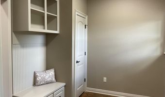 175 Vernon Harvey Rd, Beebe, AR 72143