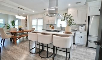 26 Oneil St, Bergenfield, NJ 07621
