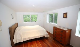 968 Centebar Rd, Albany, VT 05845