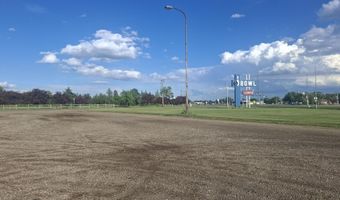 902 NW 5th Ave, Aberdeen, SD 57401
