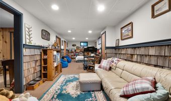 516 Peaceful Dr, Bigfork, MT 59911