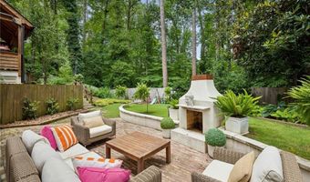 372 Pine Forest Rd, Atlanta, GA 30342