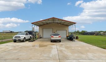 9691 Crow Ln, Adkins, TX 78101