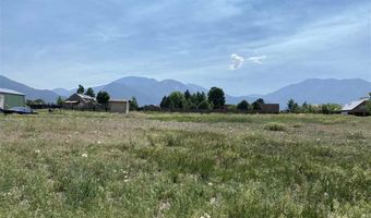 5 Calle La Paz, Arroyo Seco, NM 87514