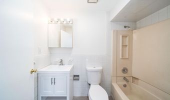 43 W 9TH St 9, Bayonne, NJ 07002