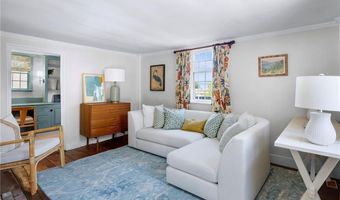 27 William St, Newport, RI 02840