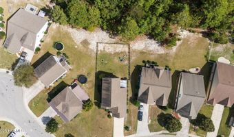110 Lightwater Dr, Aberdeen, NC 28315