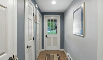 38 Cambridge Rd, Bedford, NH 03110