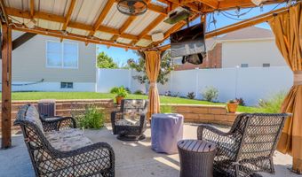 24 Orsaf Ln, Bayville, NJ 08721