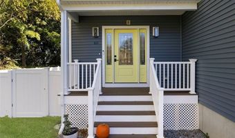 60 Harmony St, Cranston, RI 02920