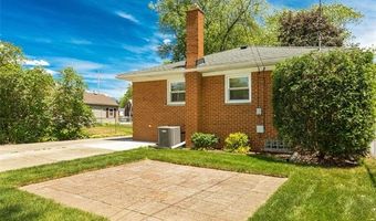 8422 Niver Ave, Allen Park, MI 48101