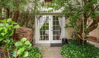 74 Third St, Newport, RI 02840