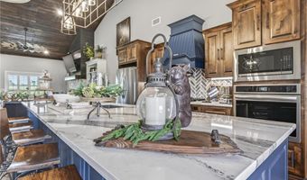 2215 Deepwood Dr, Alma, AR 72921