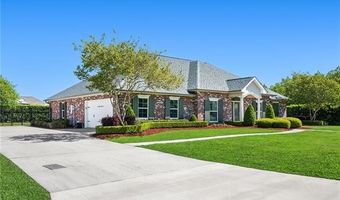 100 PRIMROSE Dr, Belle Chasse, LA 70037