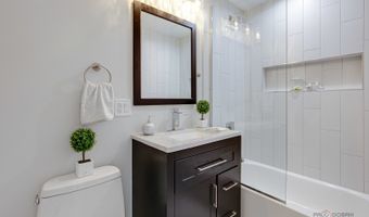 1729 N Mitchell Ave, Arlington Heights, IL 60004