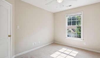 809 Green Passage Ln, Apex, NC 27502