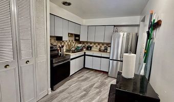 2443 E Brandenberry Ct 2A, Arlington Heights, IL 60004