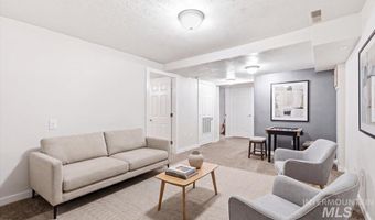 806 W Logan St, Caldwell, ID 83605