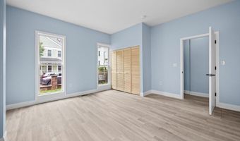 102 Mount Pleasant Ave, Boston, MA 02119