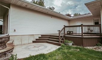 610 25th St SW, Austin, MN 55912