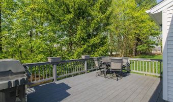 13 Elmar Dr, Danbury, CT 06811