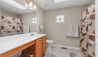 130 Brighton Ln, Adams Twp., PA 16046