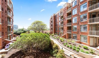 3600 S GLEBE Rd 330W, Arlington, VA 22202