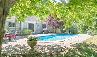 121 Salt Rock Rd, Barnstable, MA 02630