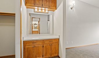8064 Lower 147th St W, Apple Valley, MN 55124