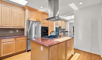 2816 LINDEN Ln, Silver Spring, MD 20910