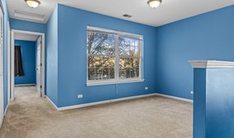 266 Grandview Ct, Algonquin, IL 60102