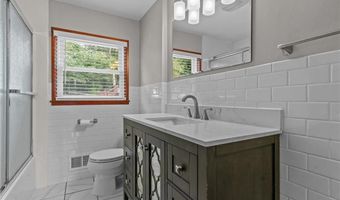 11 Red Robin Rd, Cranston, RI 02920