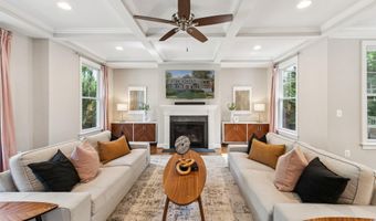 2354 N QUEBEC St, Arlington, VA 22207