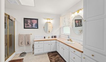 2024 SUMMIT VALLEY Q Rd, Addy, WA 99101