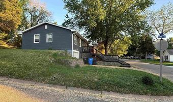 400 S 7th St, Akron, IA 51001