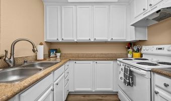 432 Edgehill Ln 134, Oceanside, CA 92054