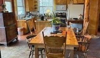 20 Monument Rd, Abbot, ME 04406