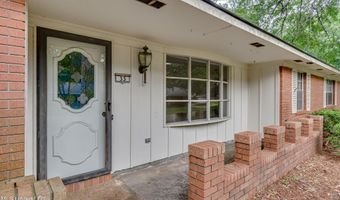 33 Pebble Hill Dr, Brandon, MS 39042