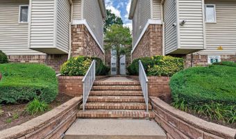 905 Madaline Dr, Avenel, NJ 07001