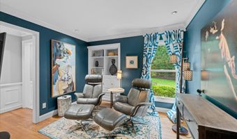 9225 ALDERSHOT Dr, Bethesda, MD 20817
