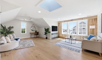247 Pine Dr, Bayville, NJ 08721