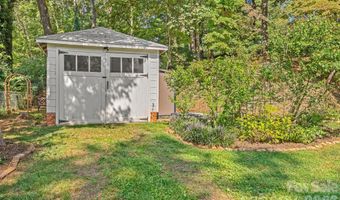 18 Robinwood Ave, Asheville, NC 28806
